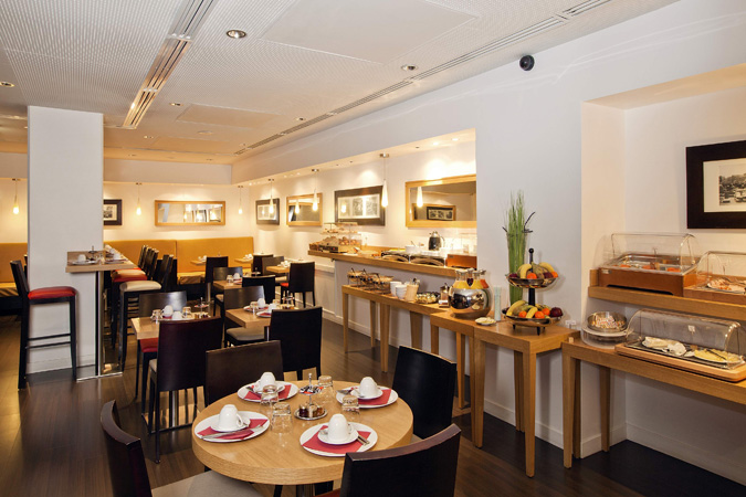 Salle de petit-déjeuner - Residhome Paris Opéra Salle de petit-déjeuner