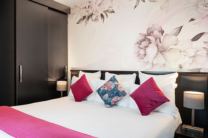 Chambre - Suite Prestige 6 personnes - Residhome Val d'Europe Chambre - Suite Prestige 6 personnes